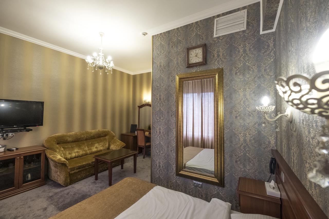 Pogosti Na Leningradskom Prospekte Hotel Mosca Esterno foto